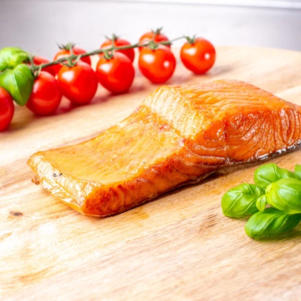 Łosoś wędzony na gorąco, filet ok. 300 g