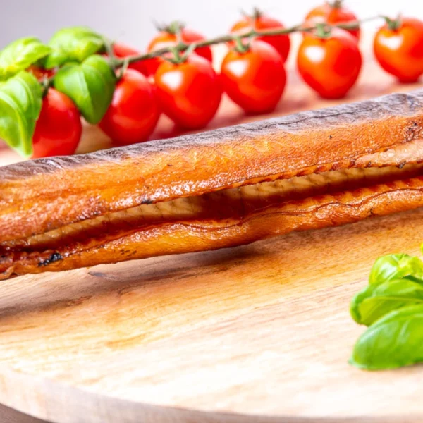 Węgorz wędzony ok. 700 g
